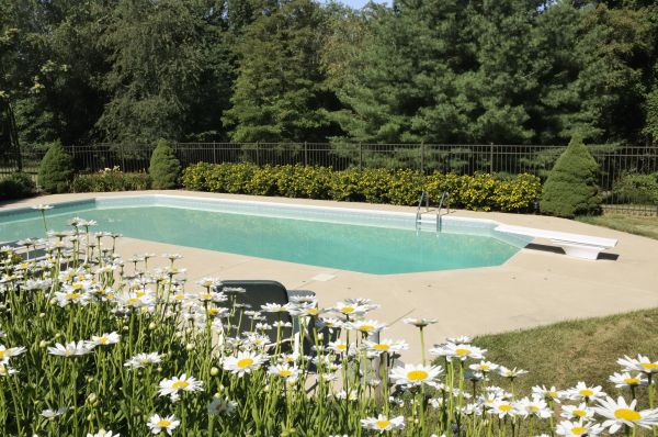 Cost of Pool Deck Leveling in La Crosse